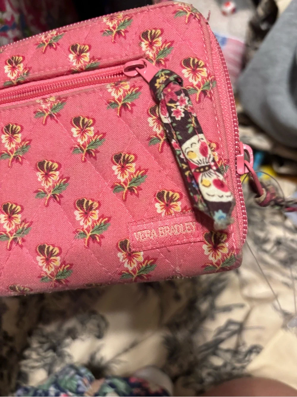 VERA BRADLEY PINK PANSY ZIP AROUND WALLET - USED